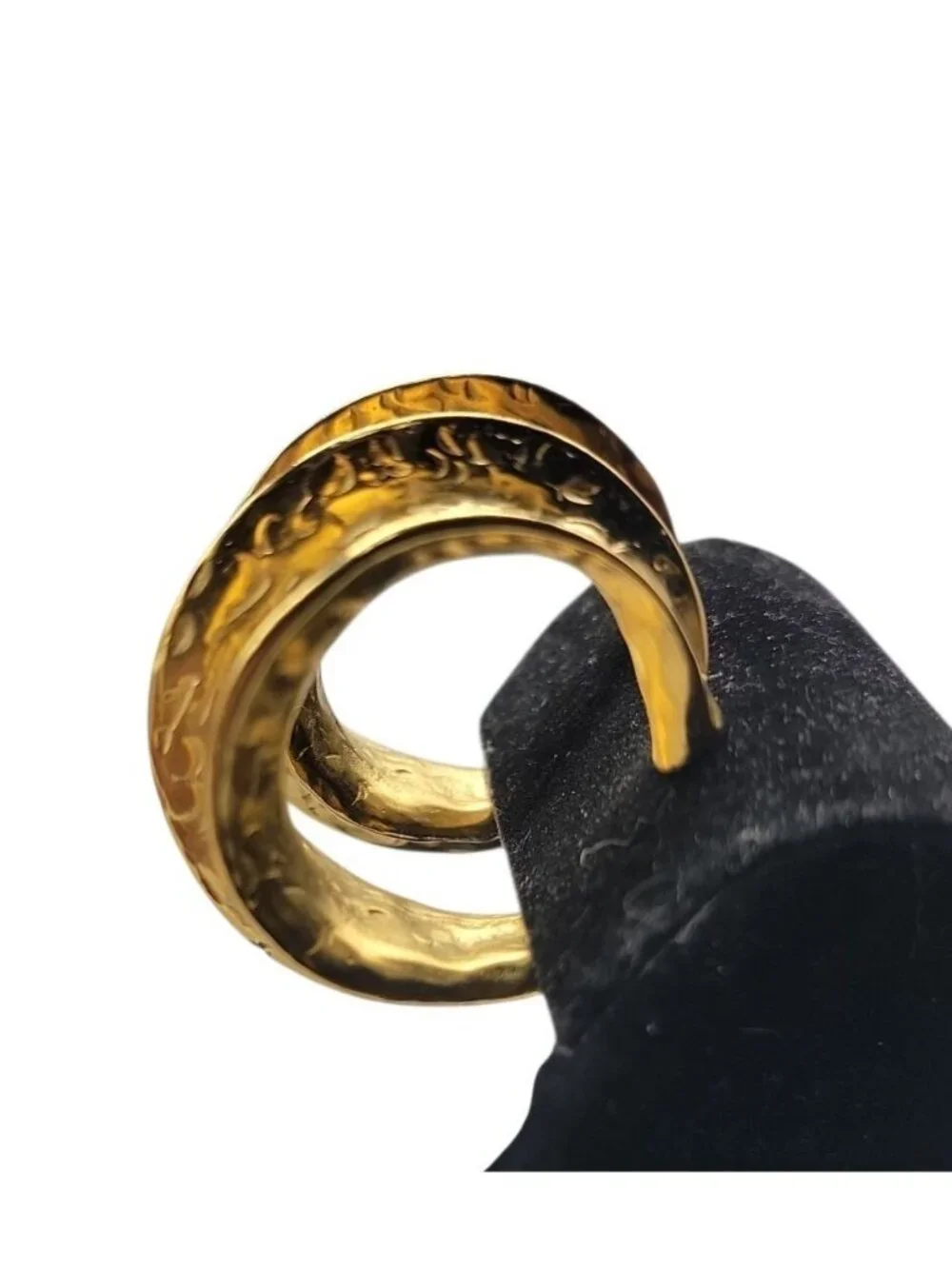 Kenneth Jay Lane Sculptured Brushed Gold Plated Hoop Clip-on Earrings KJL VTG - Picture 6 of 16